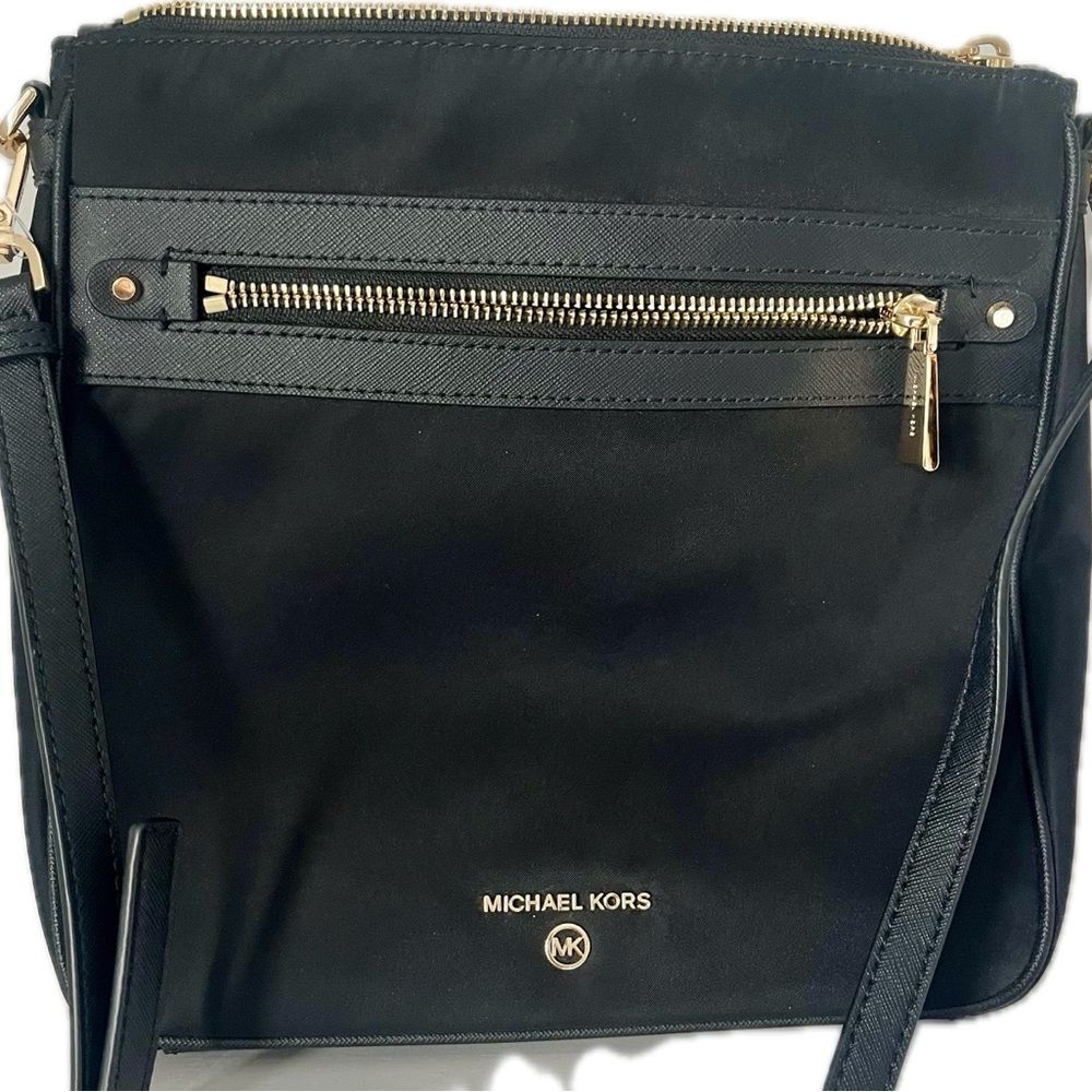 Michael Kors jet setter messenger nylon -Brand New-